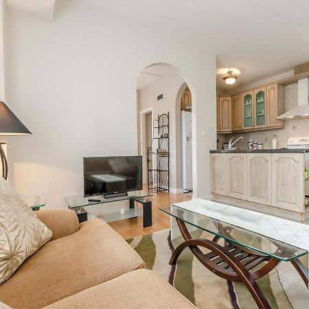 Apartment Canada Dream Vacation Srima Exterior photo