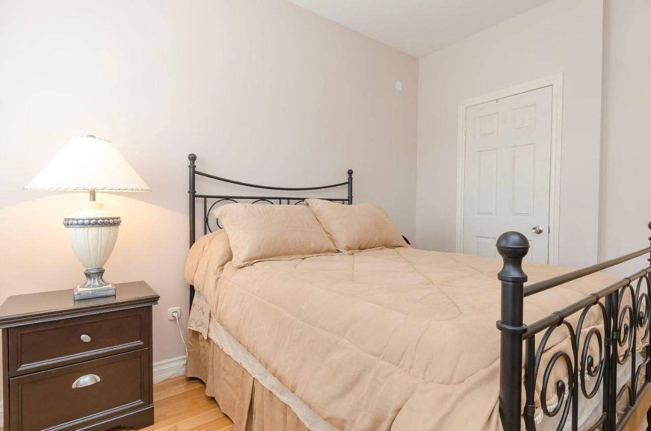 Apartment Canada Dream Vacation Srima Exterior photo